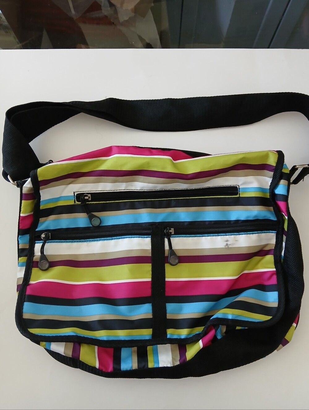 Eddie Bauer Sports Striped Crossbody Shoulder Bag - Lots Of Zippers!